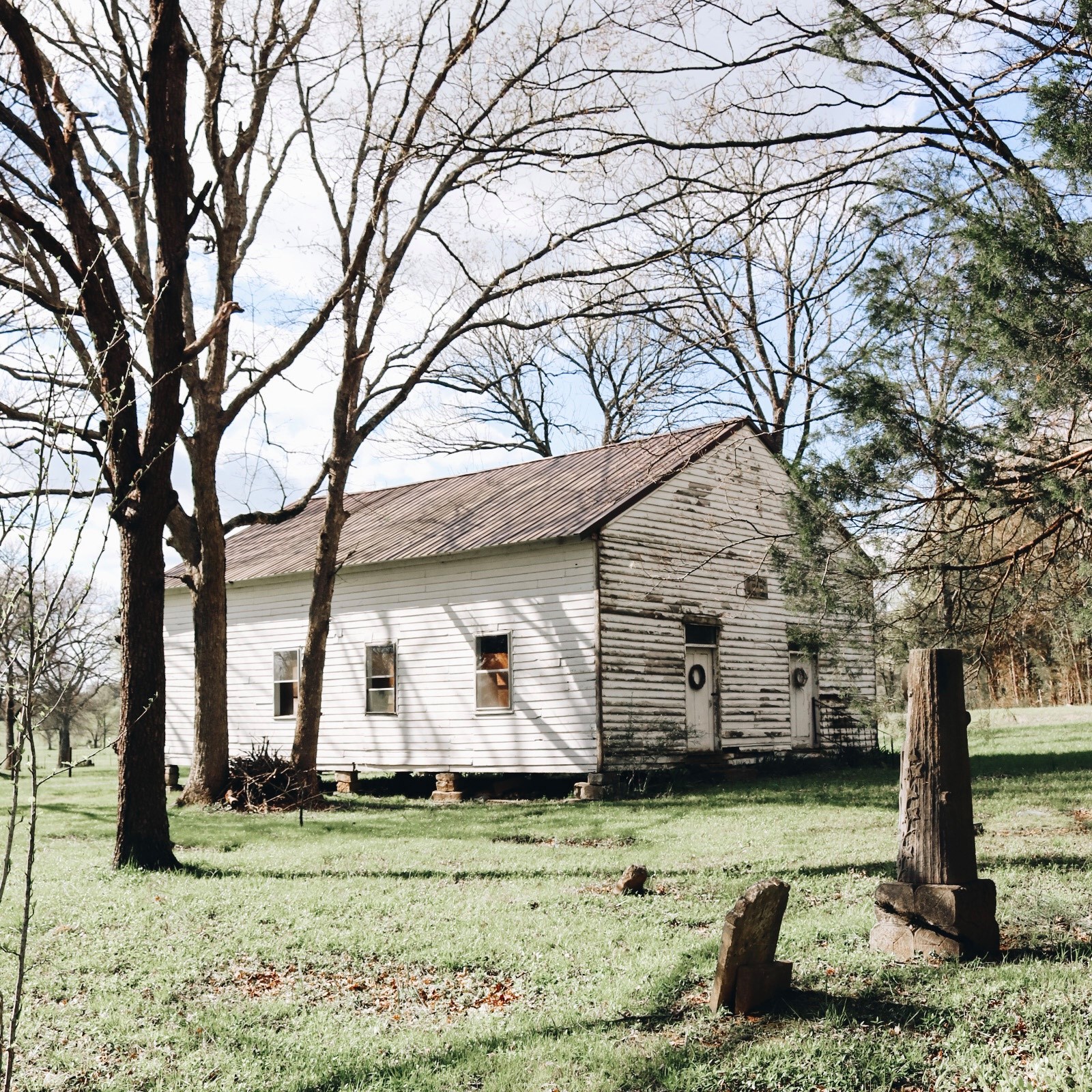 Historic Church Holds On in Tennessee