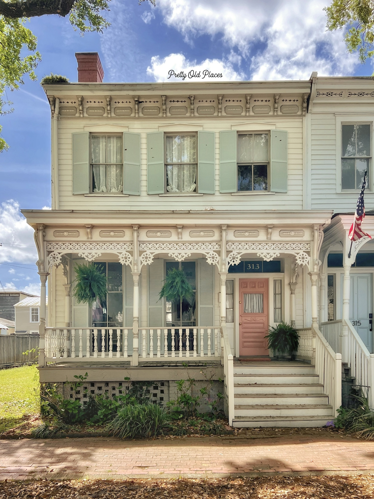 West Duffy Victorian – Savannah